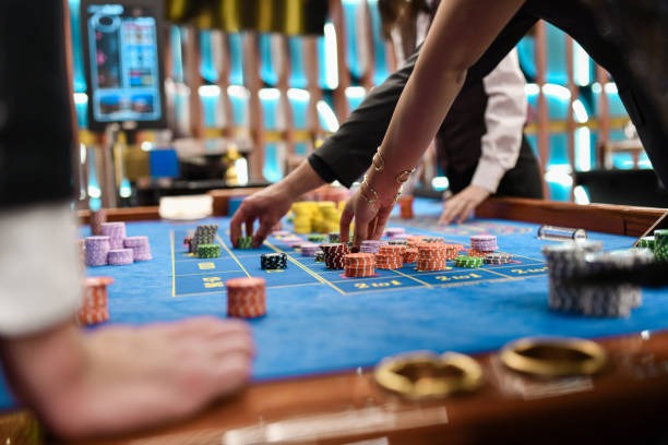 Togel Market draw interface showing number selection and draw times